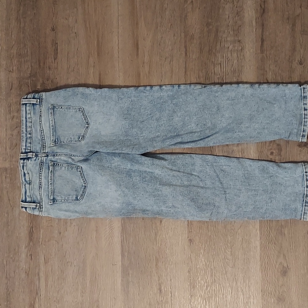 2 Pairs Girl Jeans - Picture 5 of 9